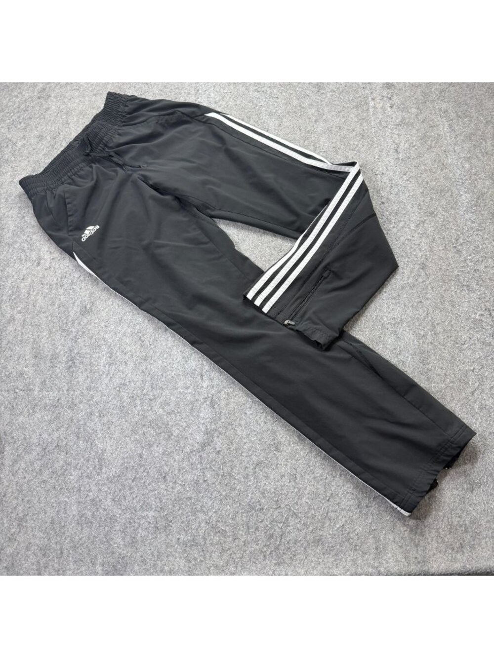 Adidas Track Pants Men XS Black White Woven Windbreaker Stretch Ankle Zip 31"